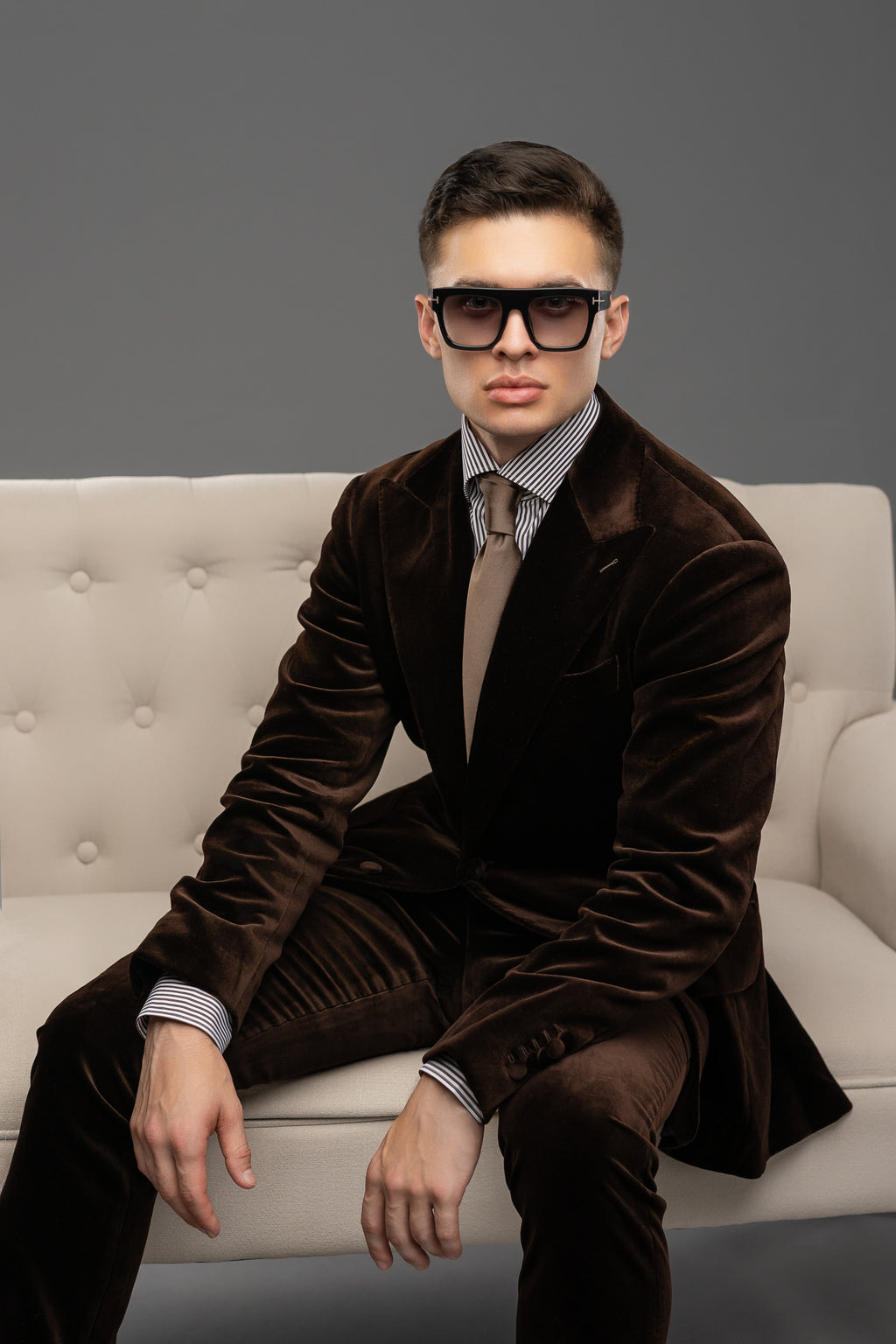 ESPRESSO VELVET TAILORED FIT CLAIBORNE SINGLE-BREASTED SUIT