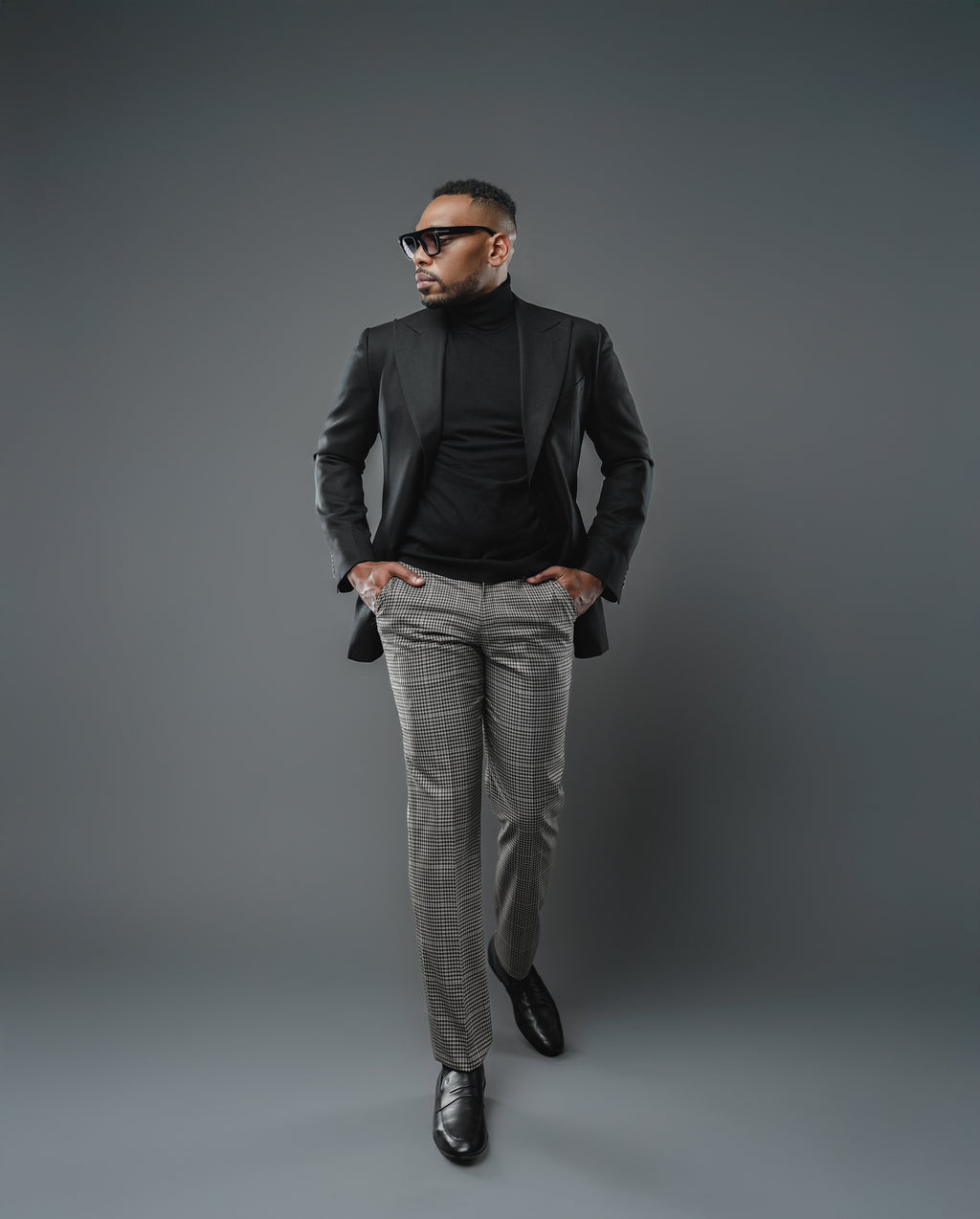 GREY PLAID CLAIBORNE TROUSERS