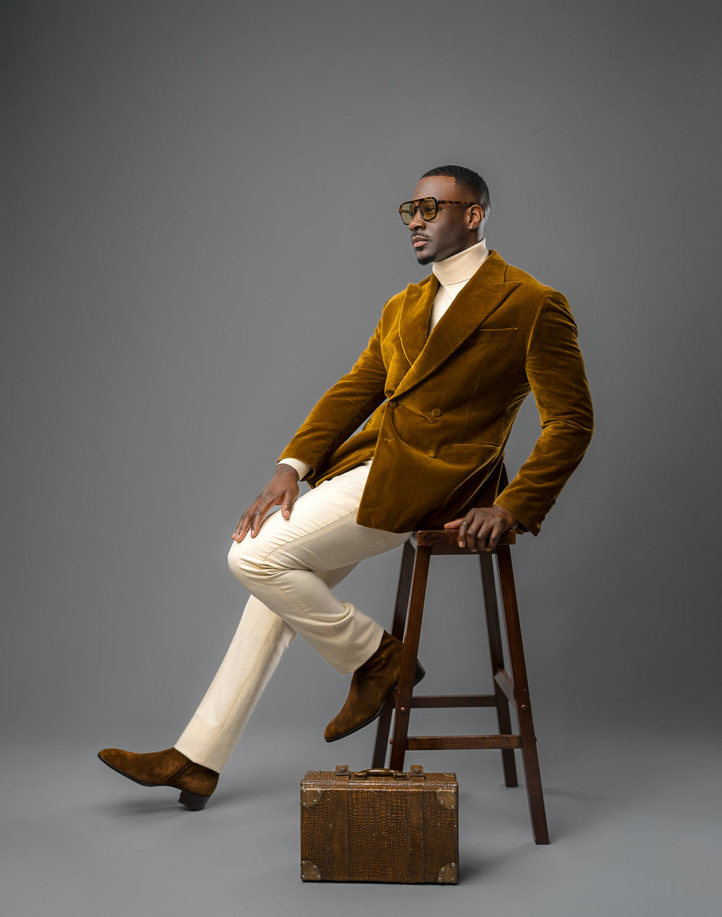 OLIVE BROWN VELVET TAILORED FIT CLAIBORNE DOUBLE-BREASTED JACKET