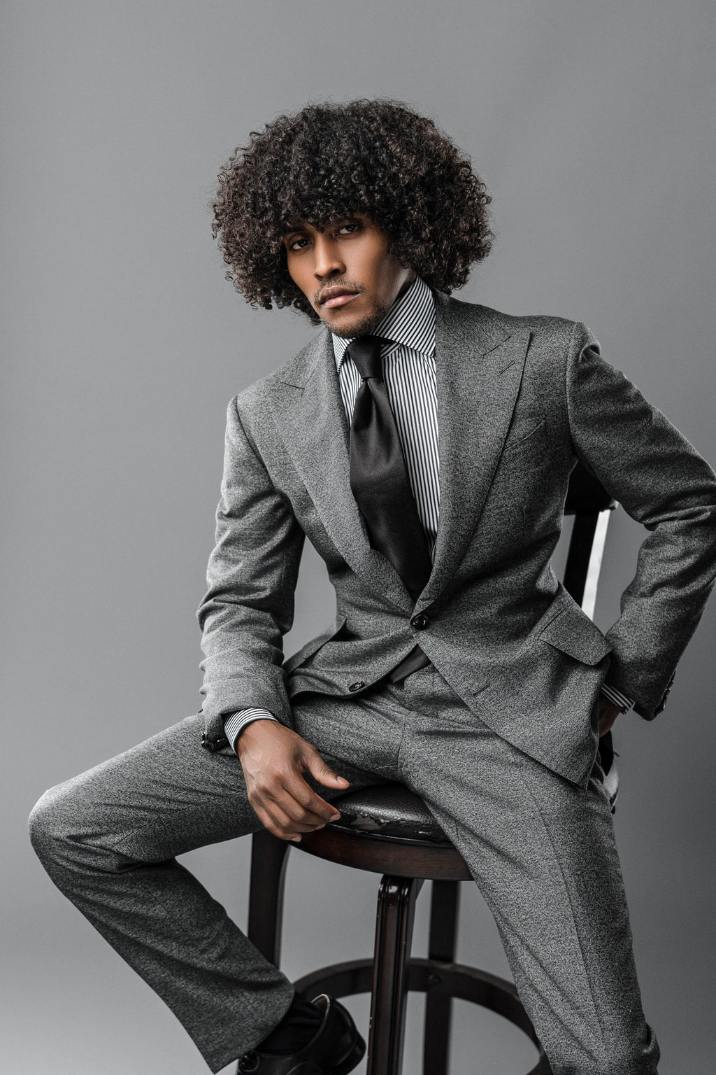 GREY WOOL TAILORED FIT CLAIBORNE SINGLE-BREASTED SUIT