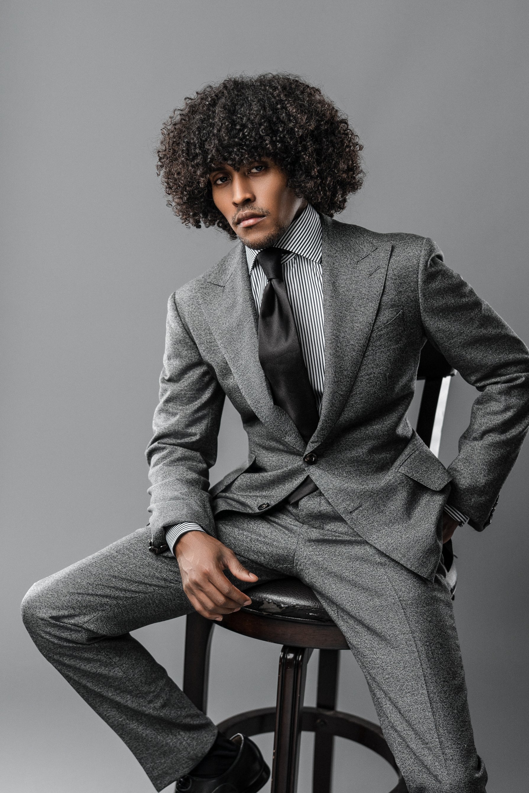 GREY WOOL TAILORED FIT CLAIBORNE SINGLE-BREASTED SUIT